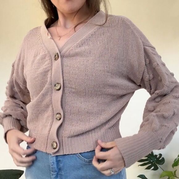 Moon & Madison Knit Bubble Polka Dot Sleeve Crop Cardigan L - Picture 2 of 14